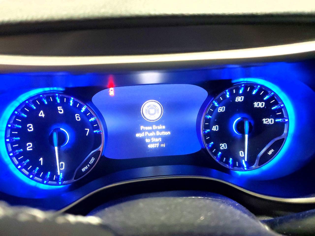 2023 CHRYSLER PACIFICA TOURING L photo 9