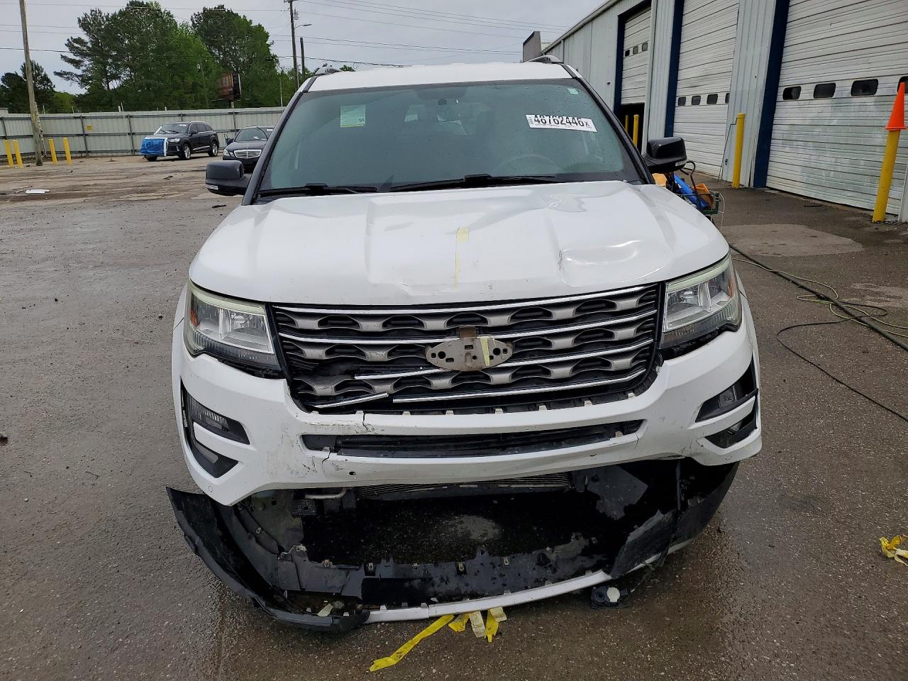 2017 FORD EXPLORER XLT photo 13