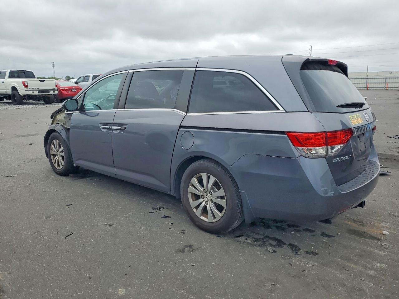 2014 HONDA ODYSSEY photo 3