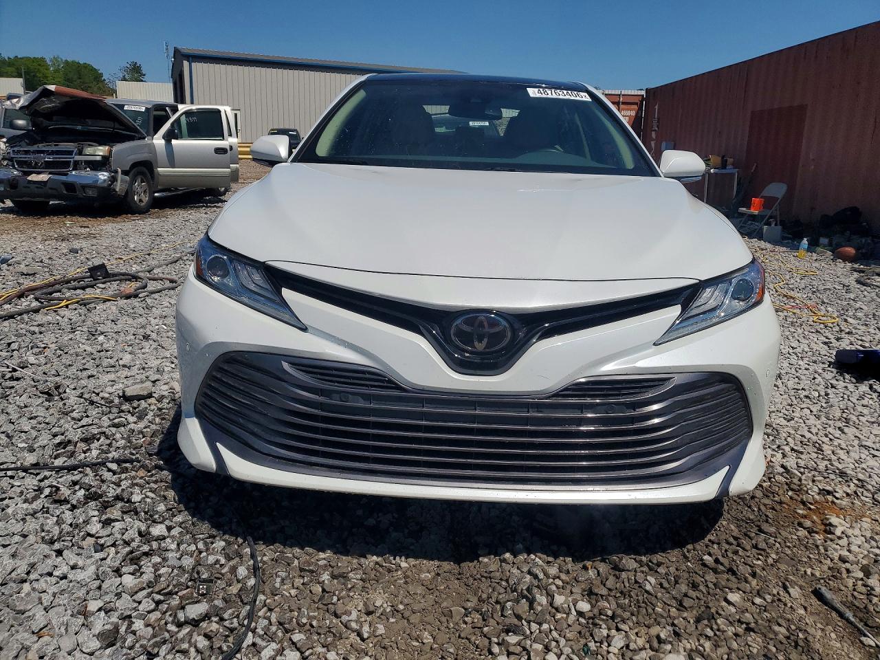 2018 TOYOTA CAMRY XLE photo 13
