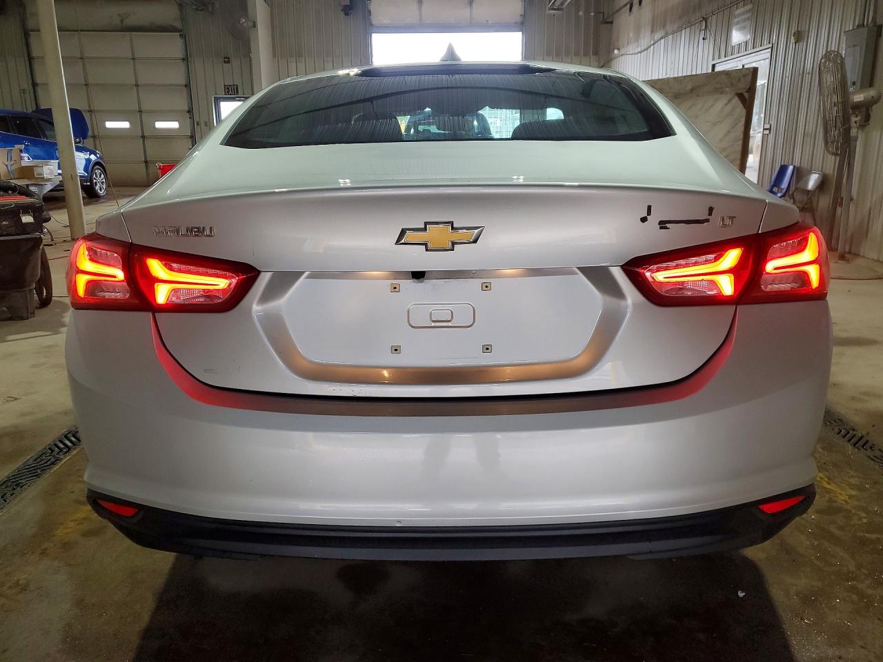 2022 CHEVROLET MALIBU LT photo 11