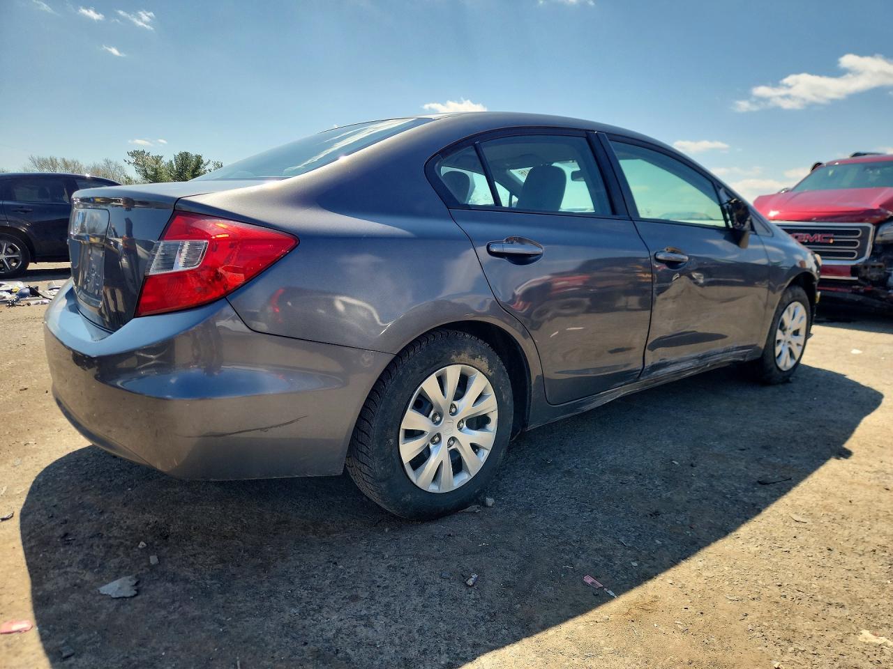 2012 HONDA CIVIC LX photo 5