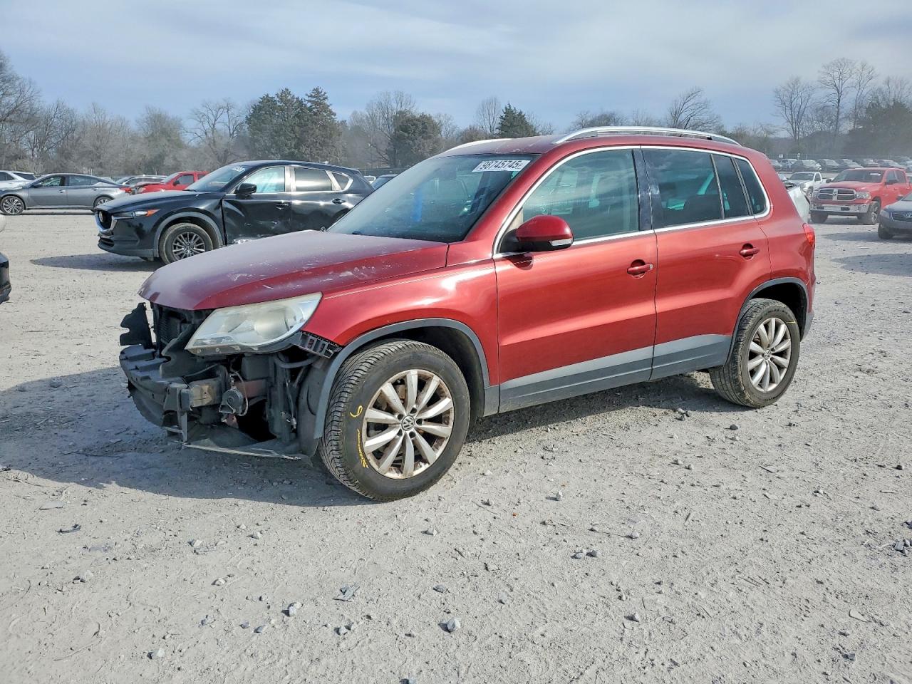 2011 VOLKSWAGEN TIGUAN
