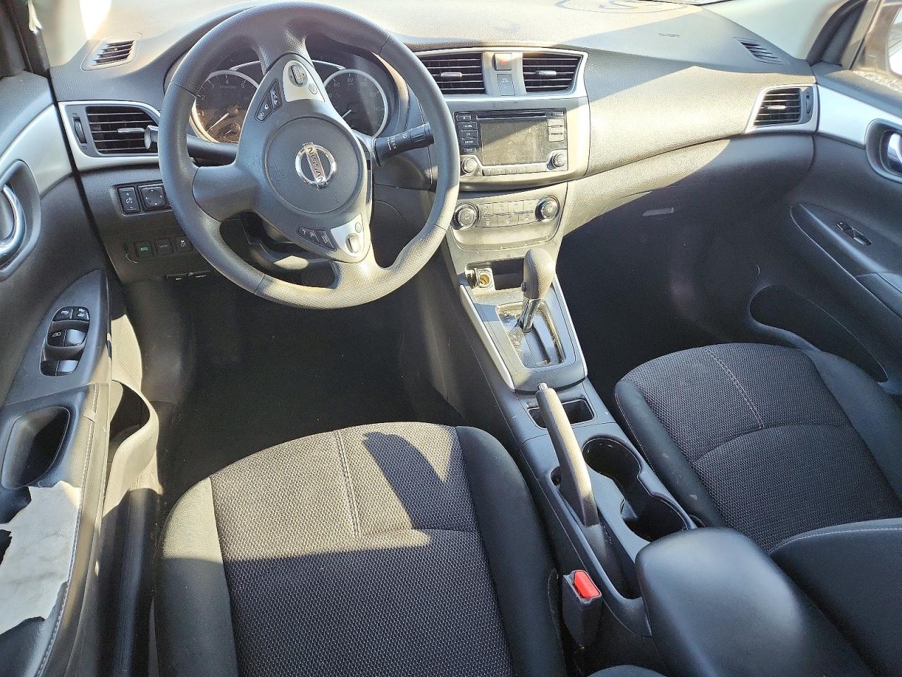 2018 NISSAN SENTRA S photo 15