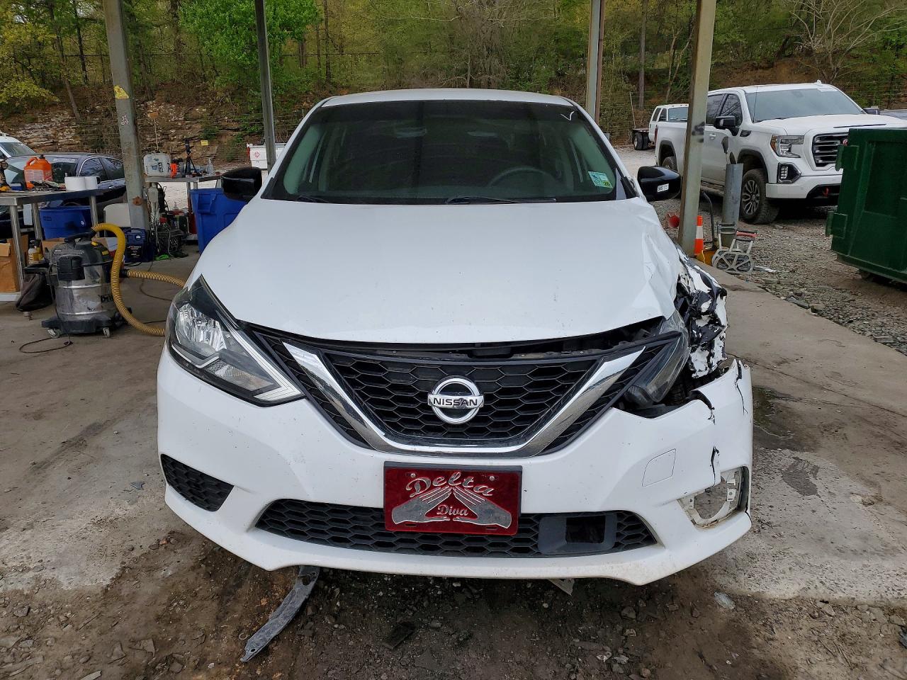 2018 NISSAN SENTRA S photo 9