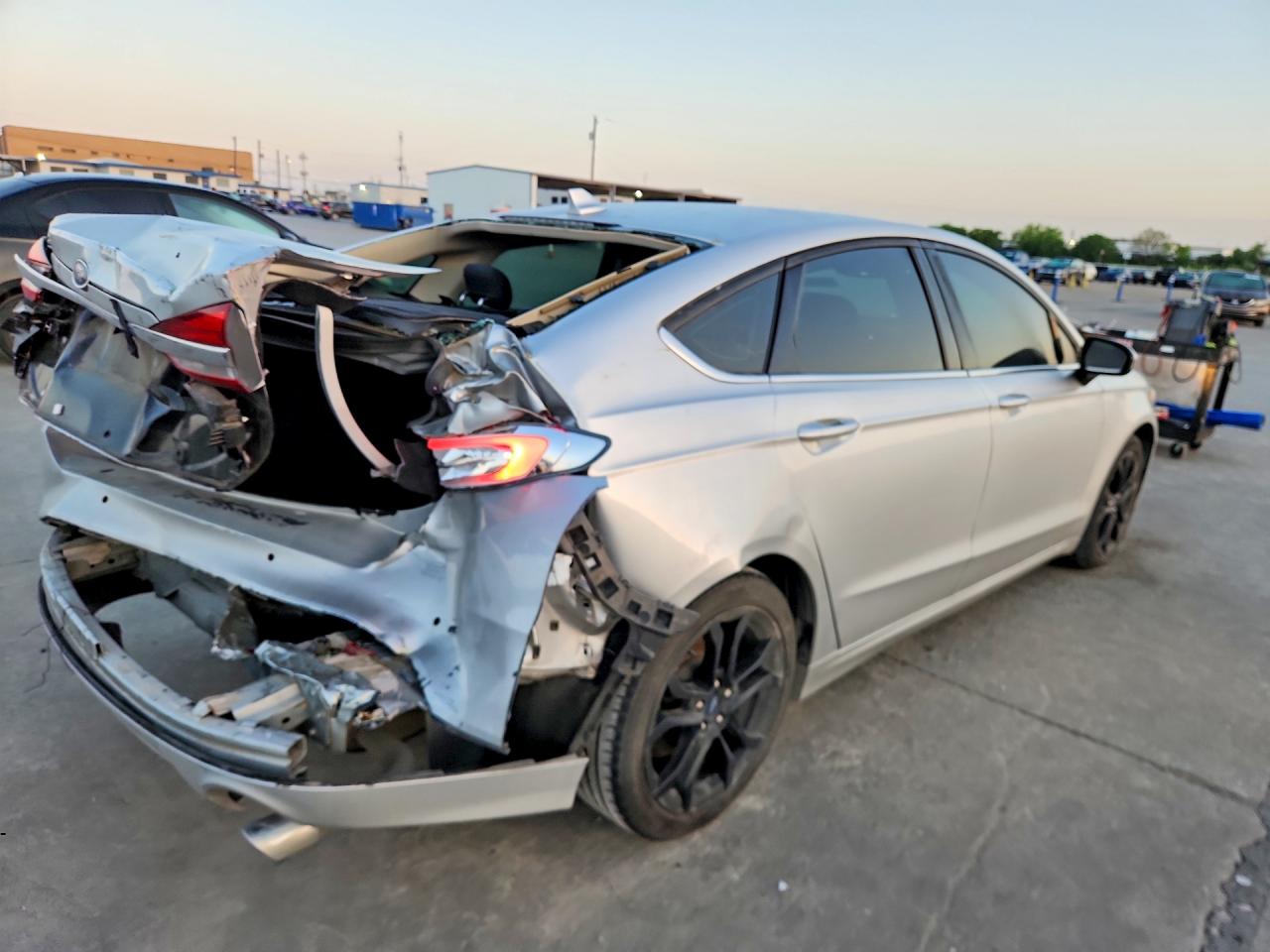 2019 FORD FUSION SE photo 7