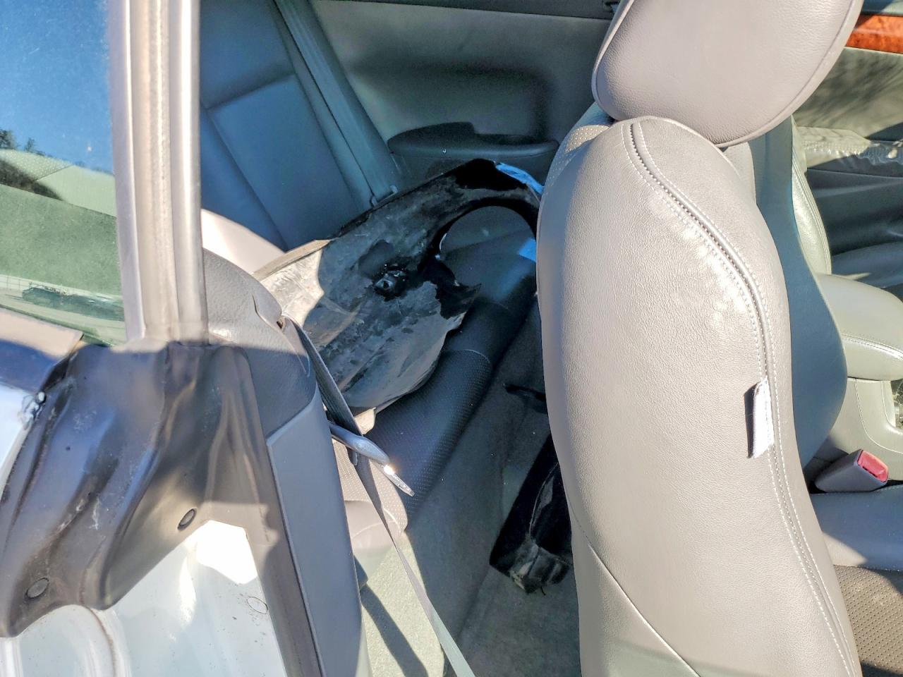 2006 TOYOTA CAMRY SOLARA SLE V6 photo 10
