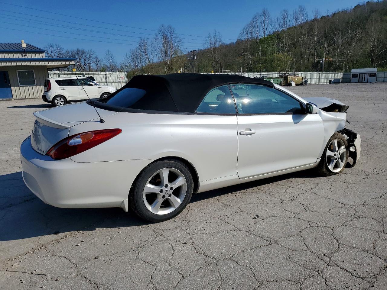 2006 TOYOTA CAMRY SOLARA SLE V6 photo 3