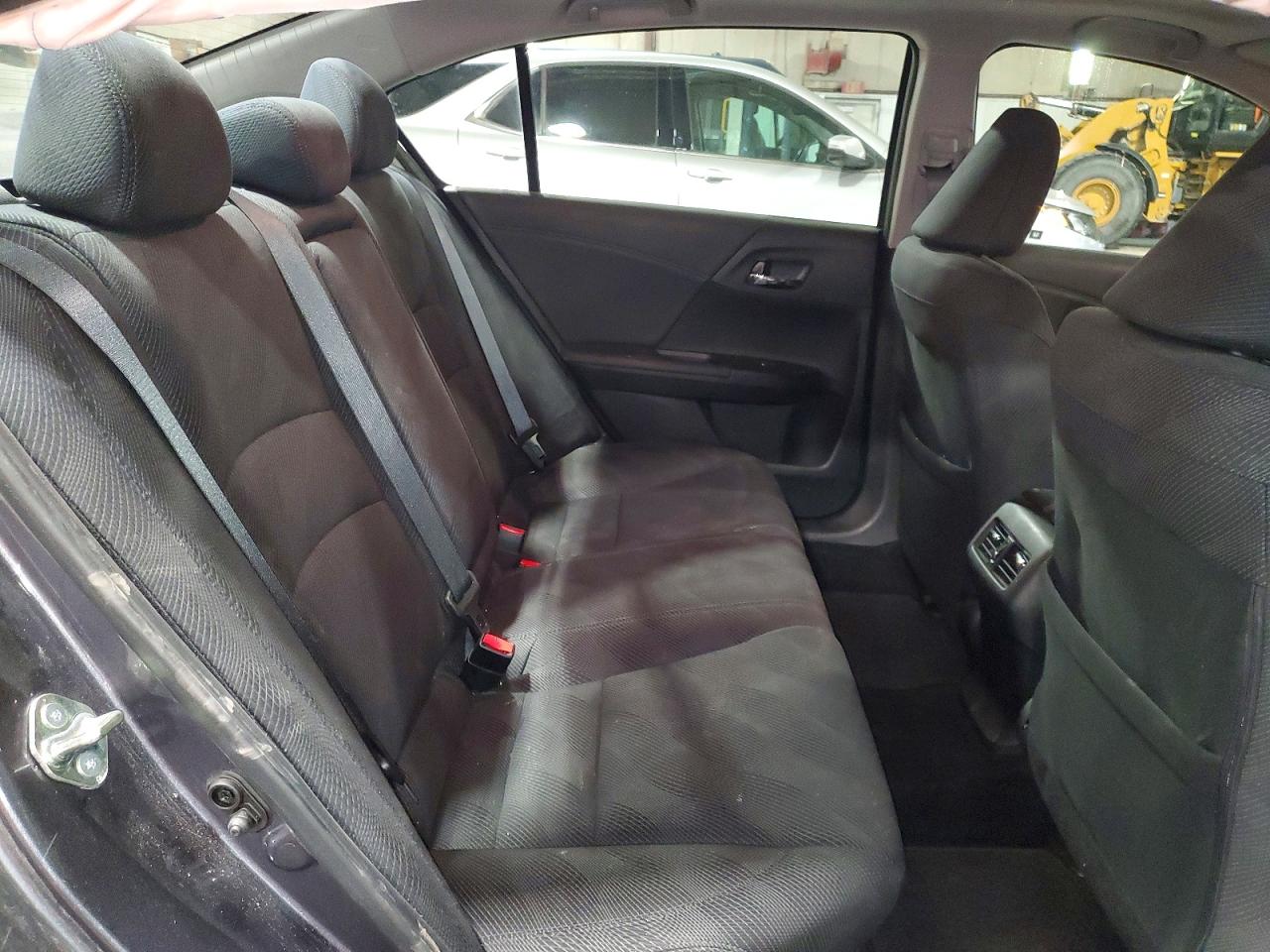 2017 HONDA ACCORD EX photo 28