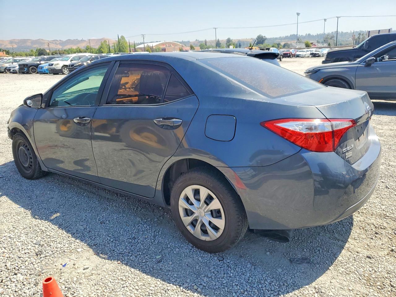 2016 TOYOTA COROLLA L photo 3
