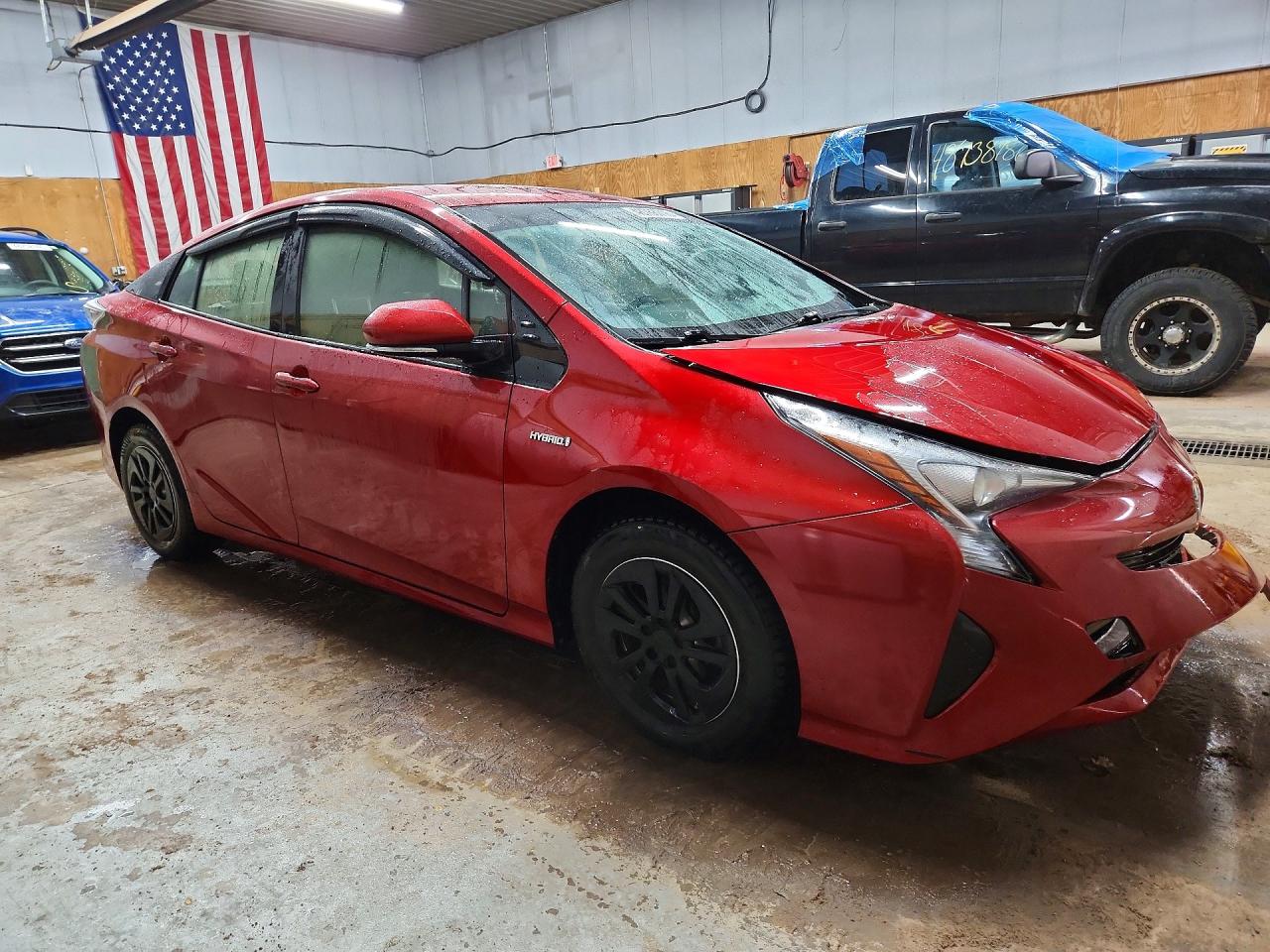 2016 TOYOTA PRIUS THREE photo 10