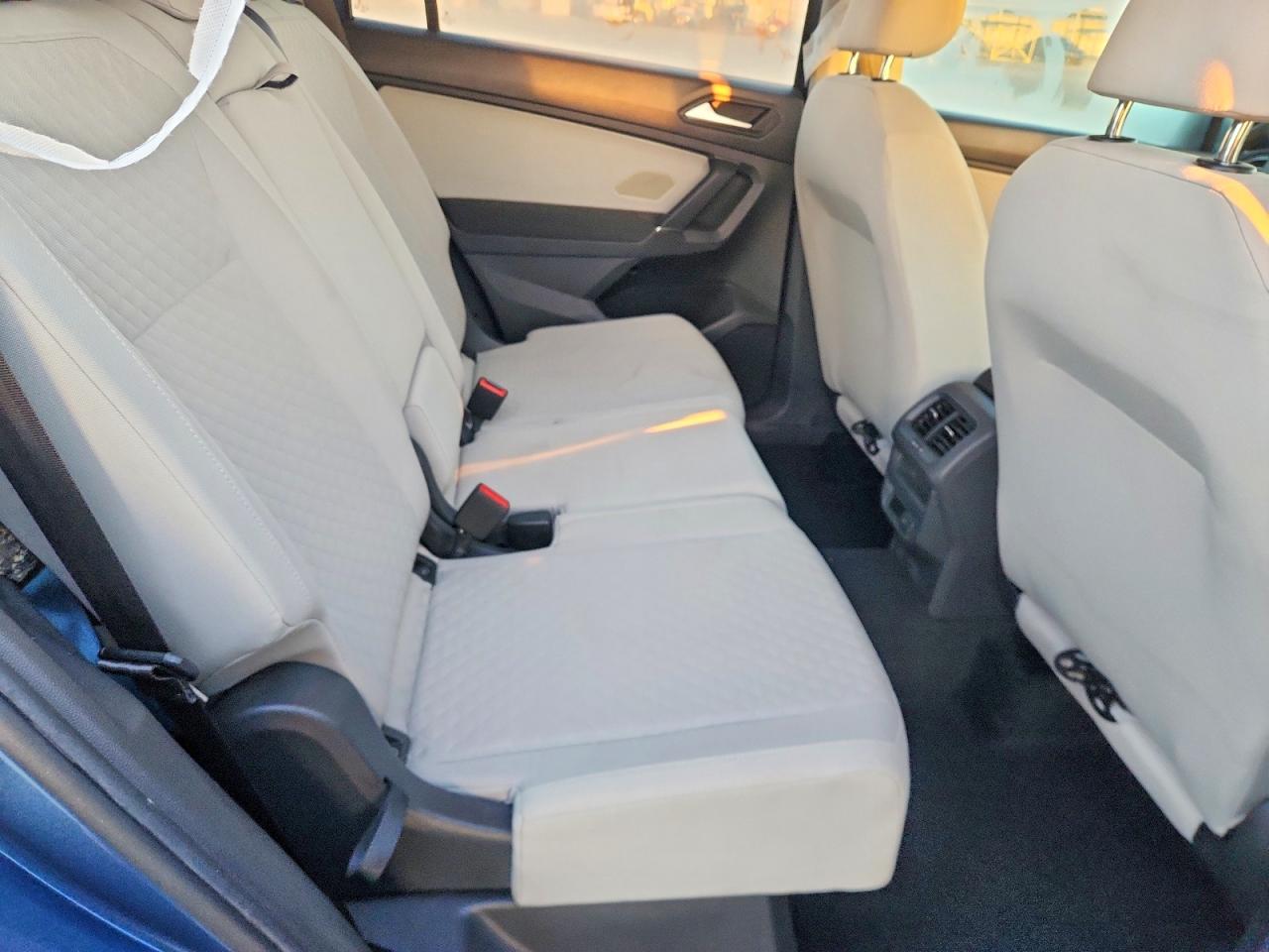 2020 VOLKSWAGEN TIGUAN photo 10