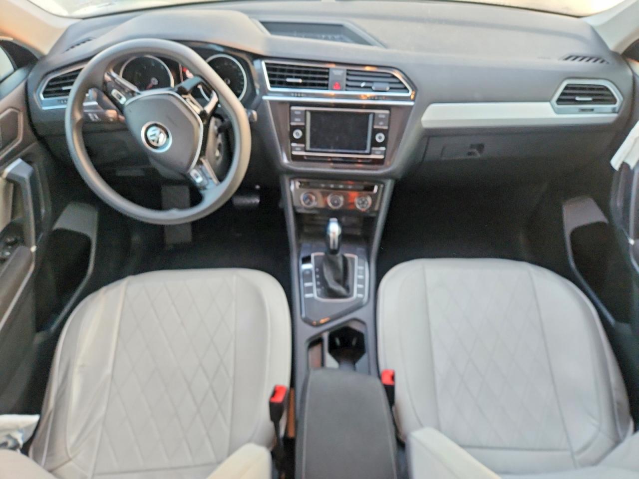2020 VOLKSWAGEN TIGUAN photo 8