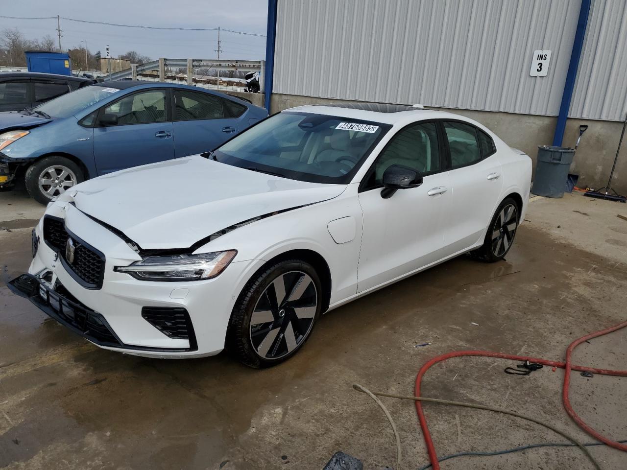 2024 VOLVO S60