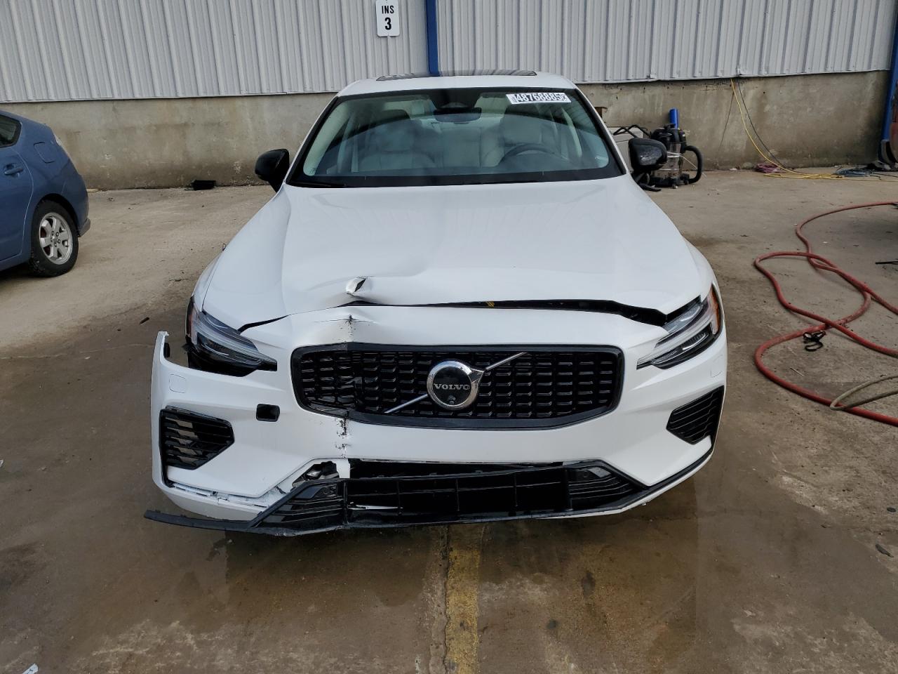 2024 VOLVO S60 PLUS photo 5