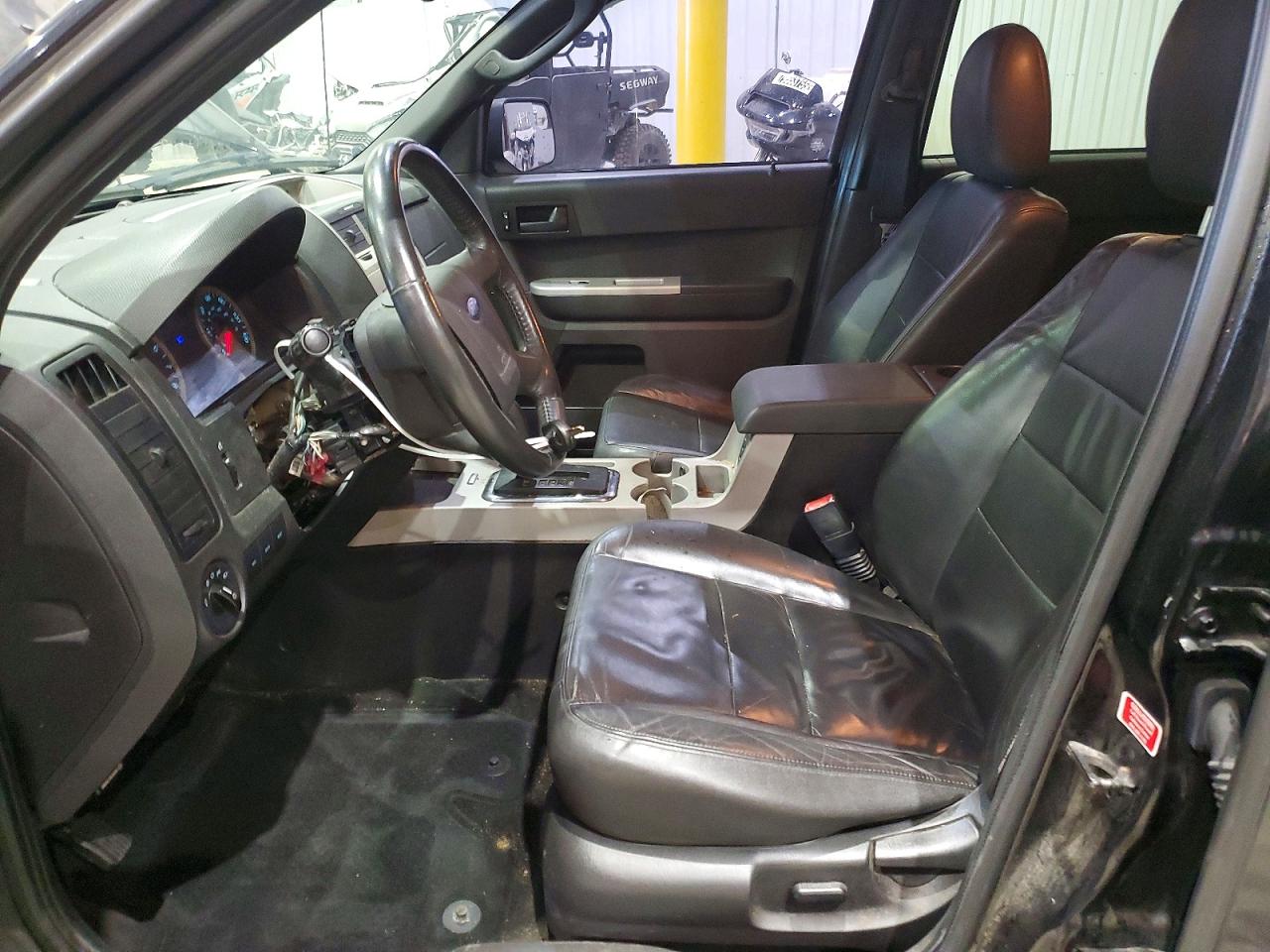 2011 FORD ESCAPE XLT photo 13