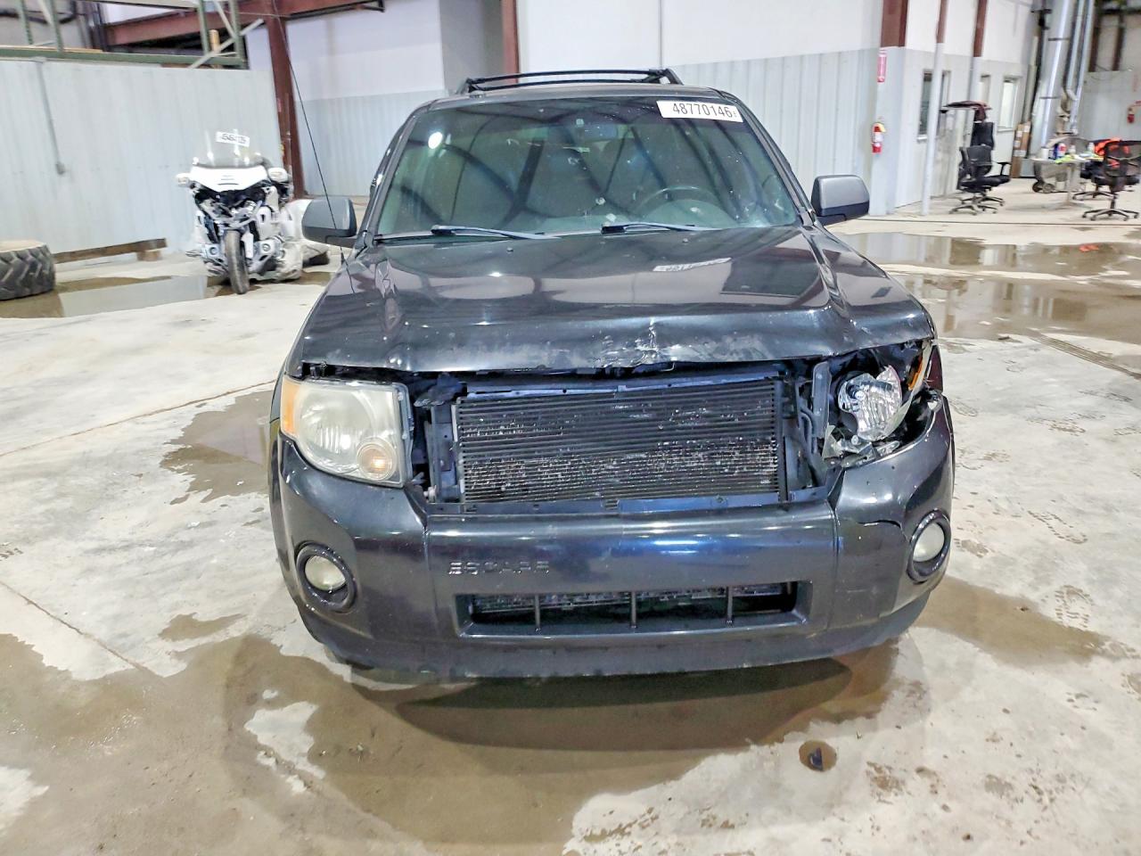 2011 FORD ESCAPE XLT photo 9