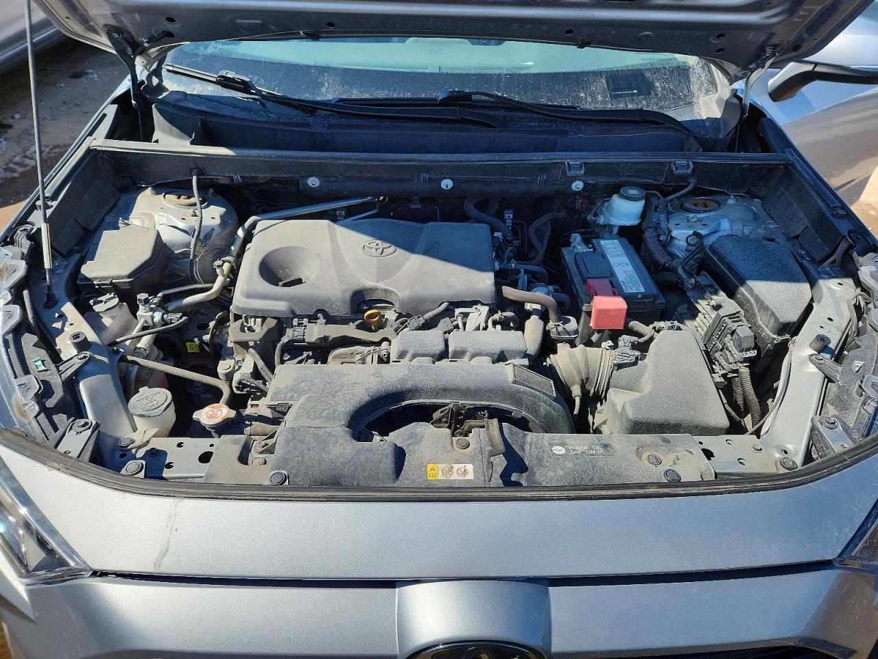 2019 TOYOTA RAV4 LE photo 34