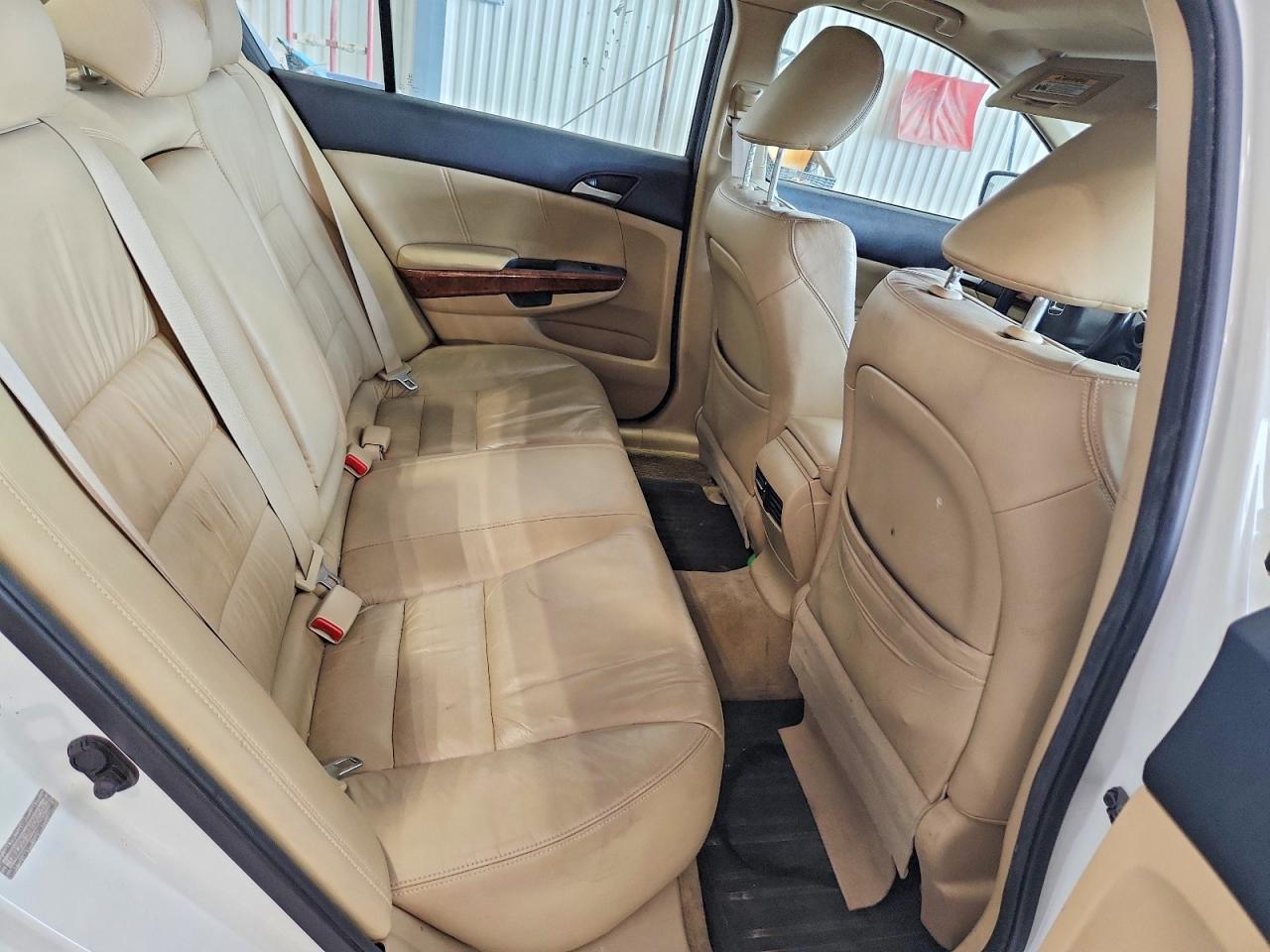 2011 HONDA ACCORD EXL photo 19