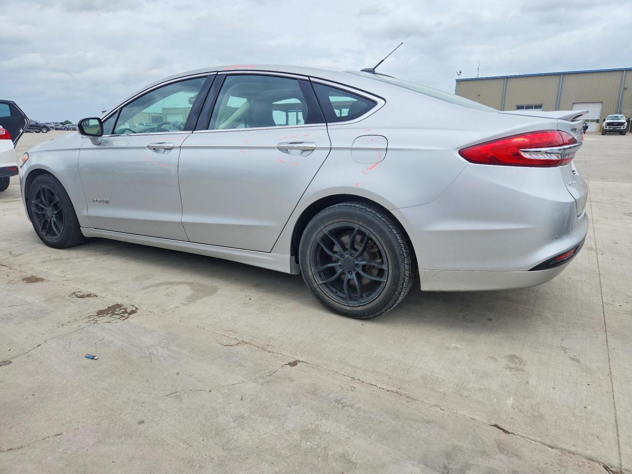 2017 FORD FUSION TITANIUM HEV photo 3