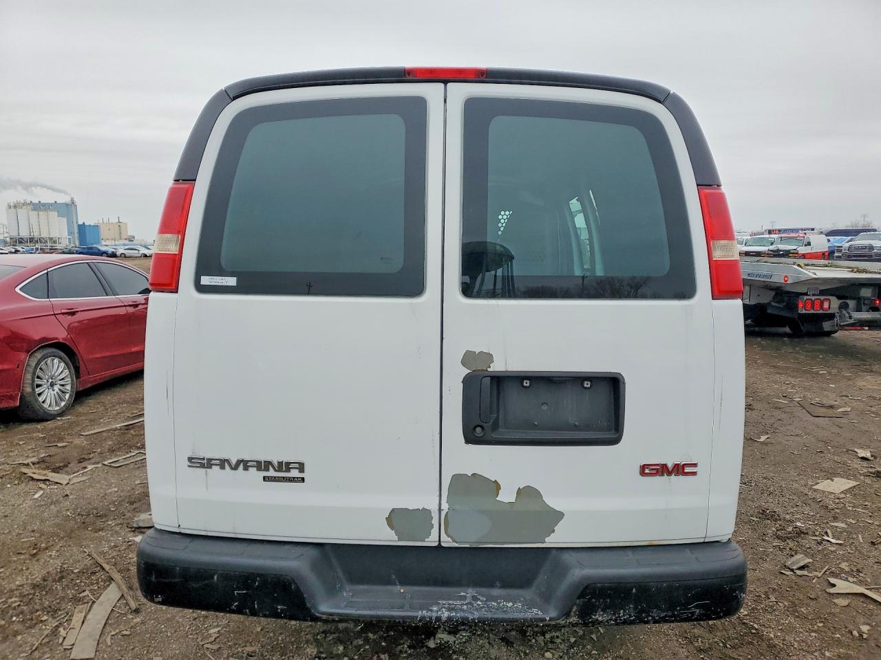 2012 GMC SAVANA G1500 photo 6