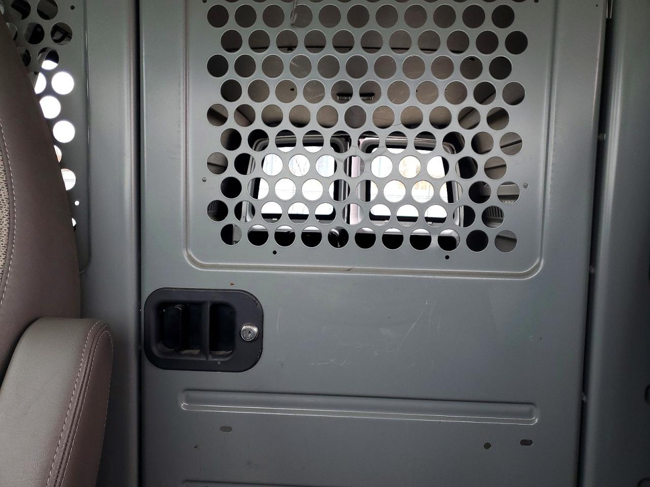 2012 GMC SAVANA G1500 photo 10