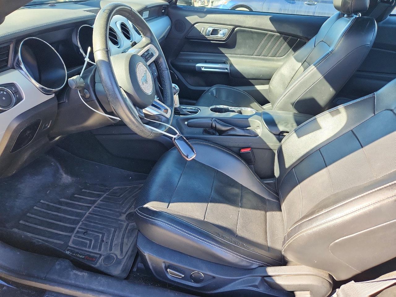 2017 FORD MUSTANG photo 7