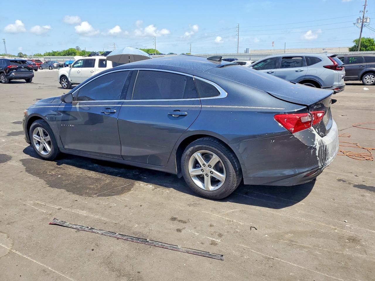 2020 CHEVROLET MALIBU LS photo 4
