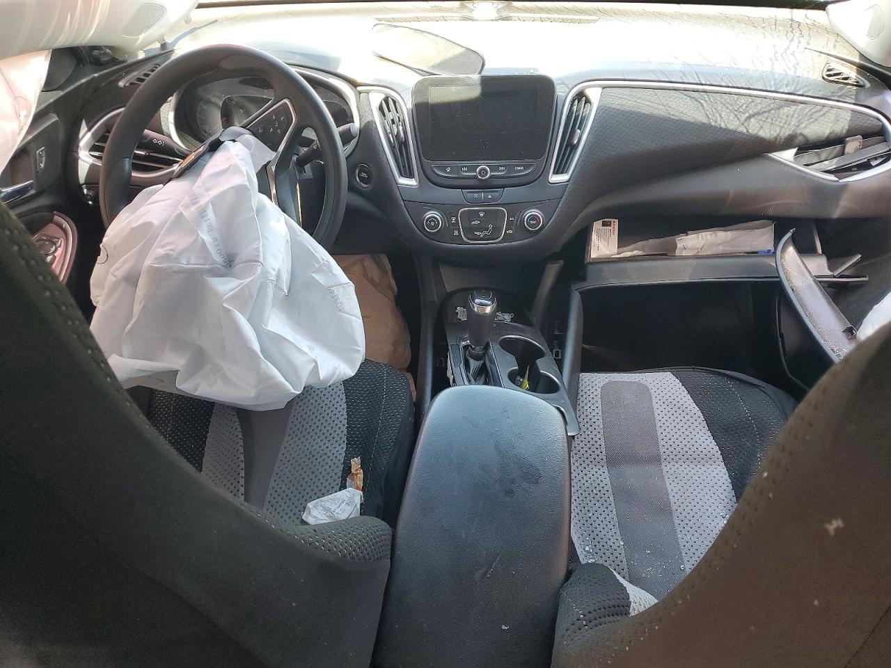 2020 CHEVROLET MALIBU LS photo 22