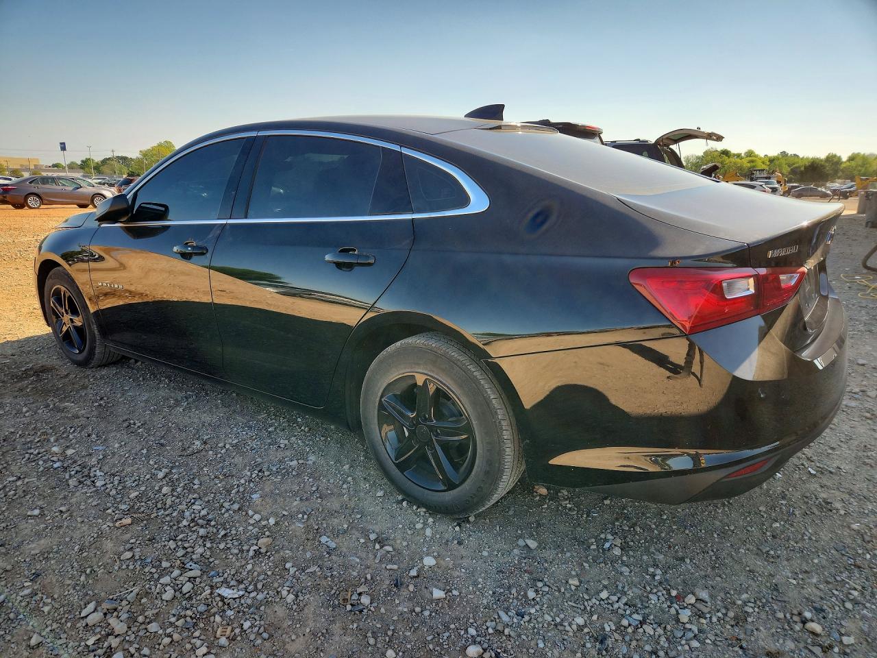 2024 CHEVROLET MALIBU LS photo 3