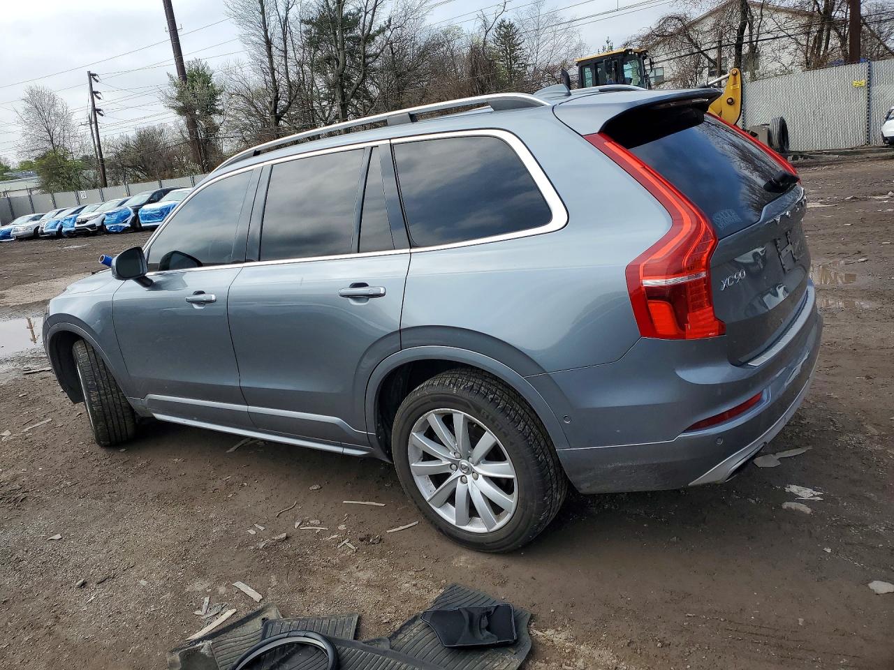 2017 VOLVO XC90 T6 photo 3