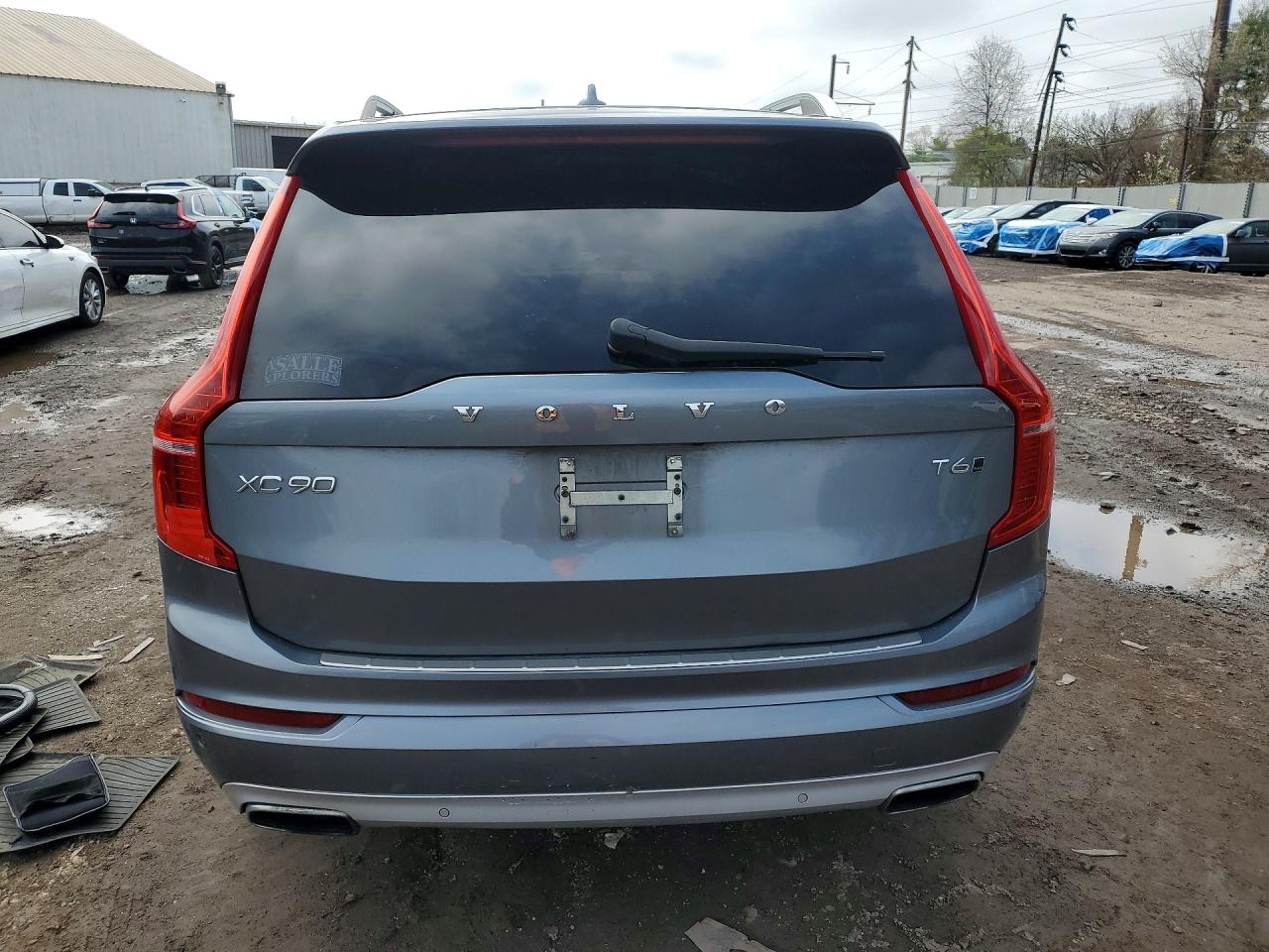 2017 VOLVO XC90 T6 photo 11