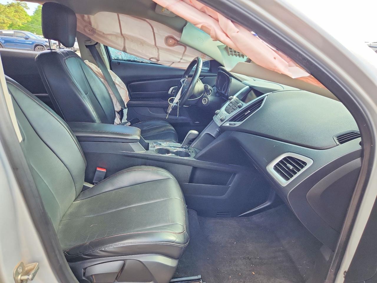2015 GMC TERRAIN SLT photo 13