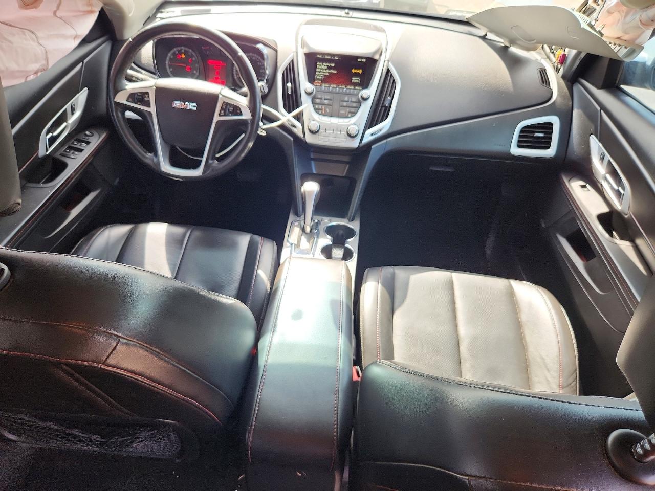 2015 GMC TERRAIN SLT photo 15