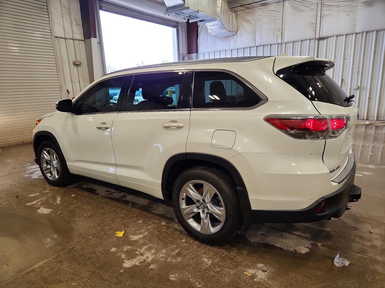 2016 TOYOTA HIGHLANDER LIMITED photo 2
