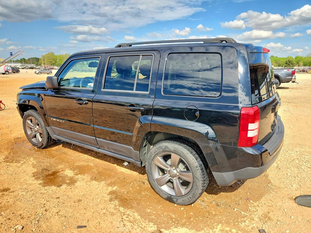 2015 JEEP PATRIOT LATITUDE photo 4