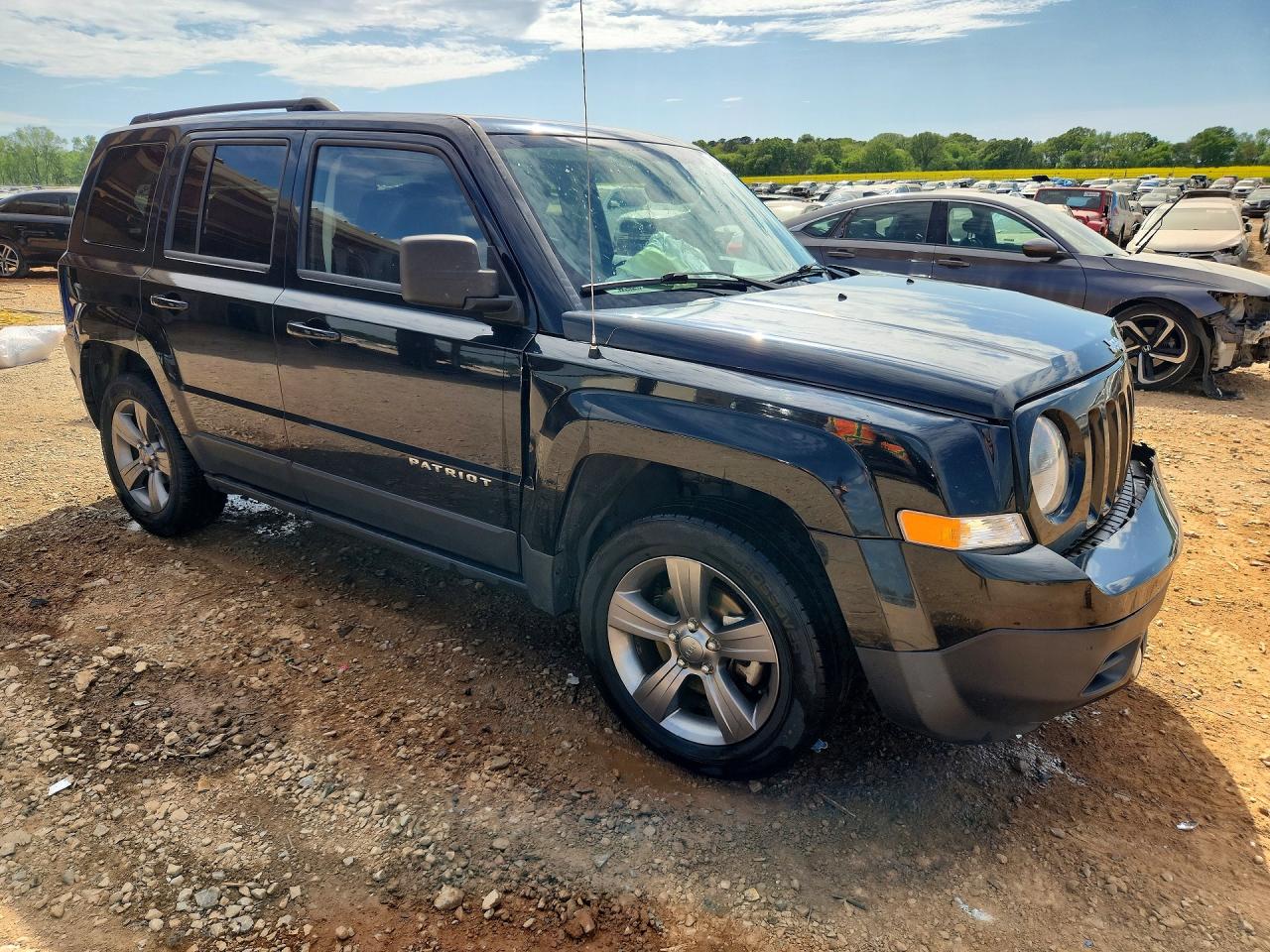 2015 JEEP PATRIOT LATITUDE photo 10