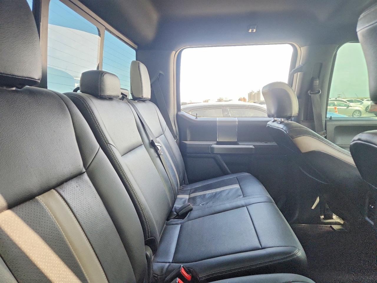 2016 FORD F150 SUPERCREW photo 28