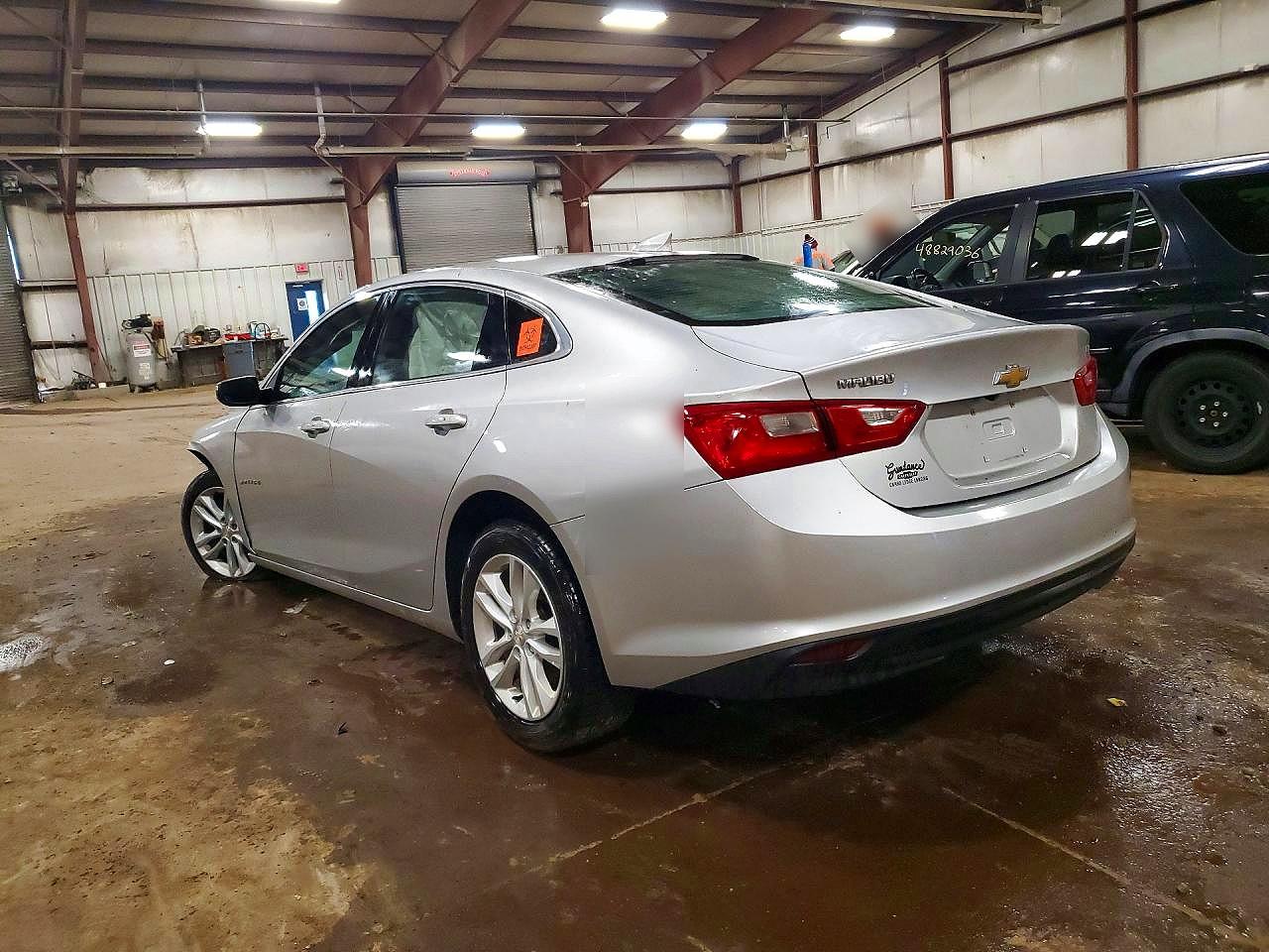 2016 CHEVROLET MALIBU LT photo 4