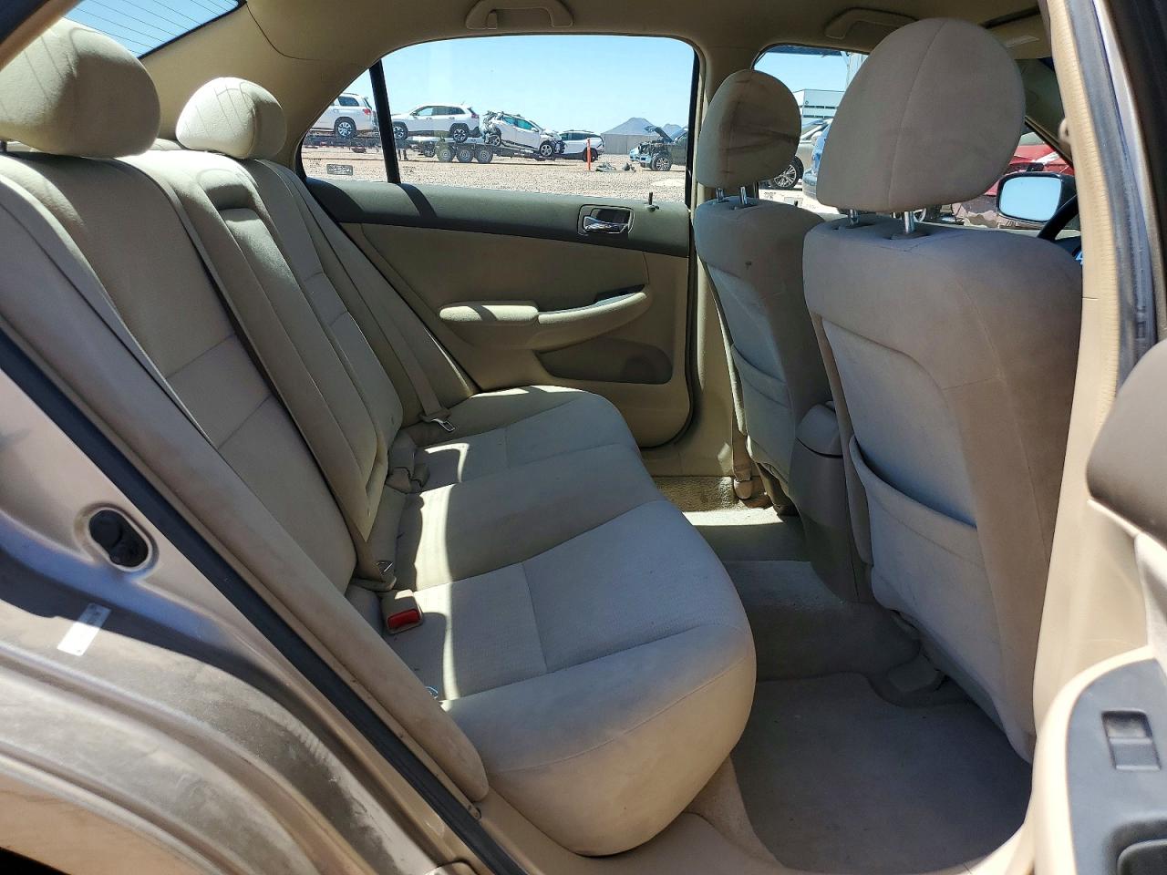 2005 HONDA ACCORD LX photo 19
