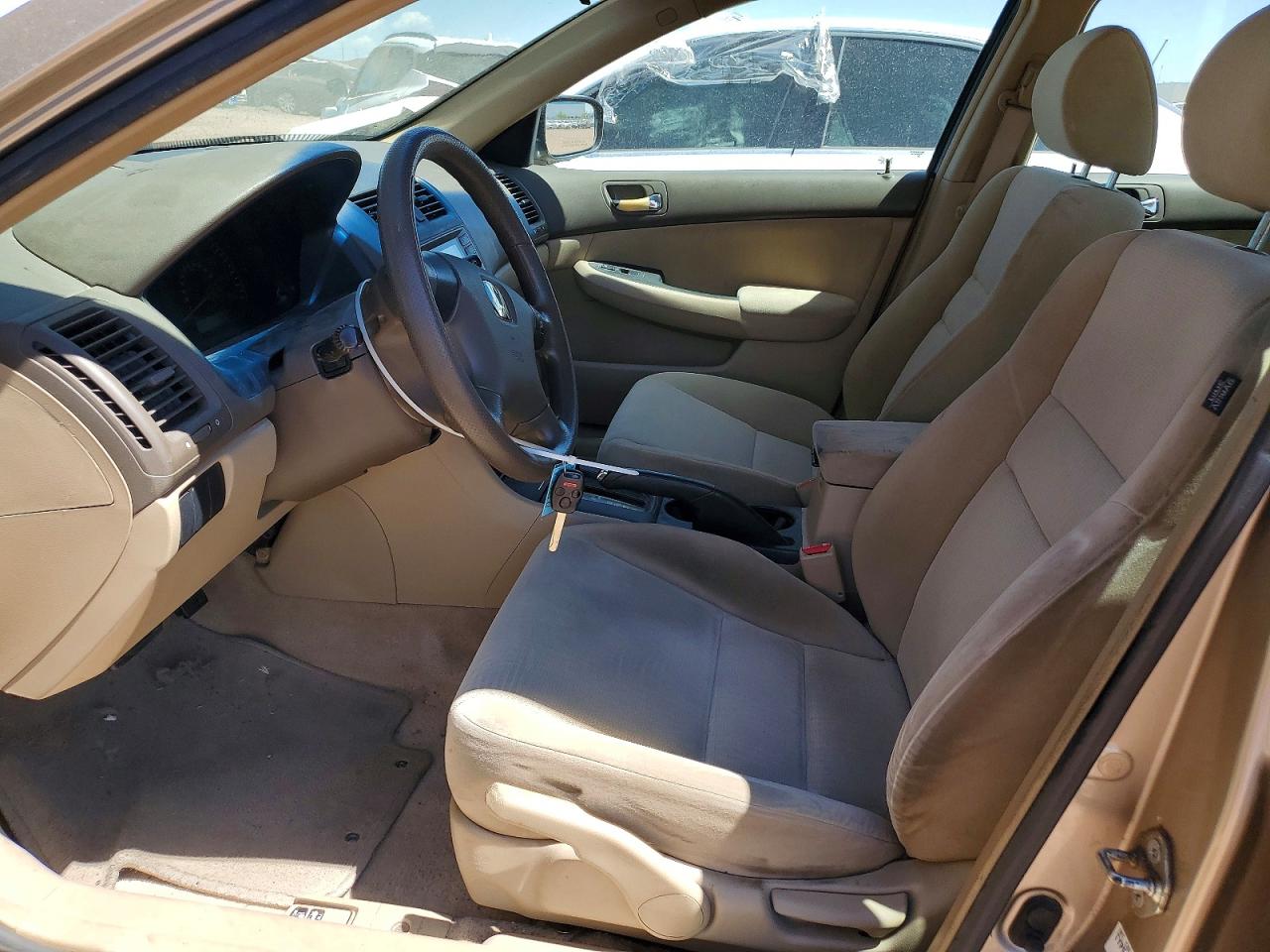 2005 HONDA ACCORD LX photo 13
