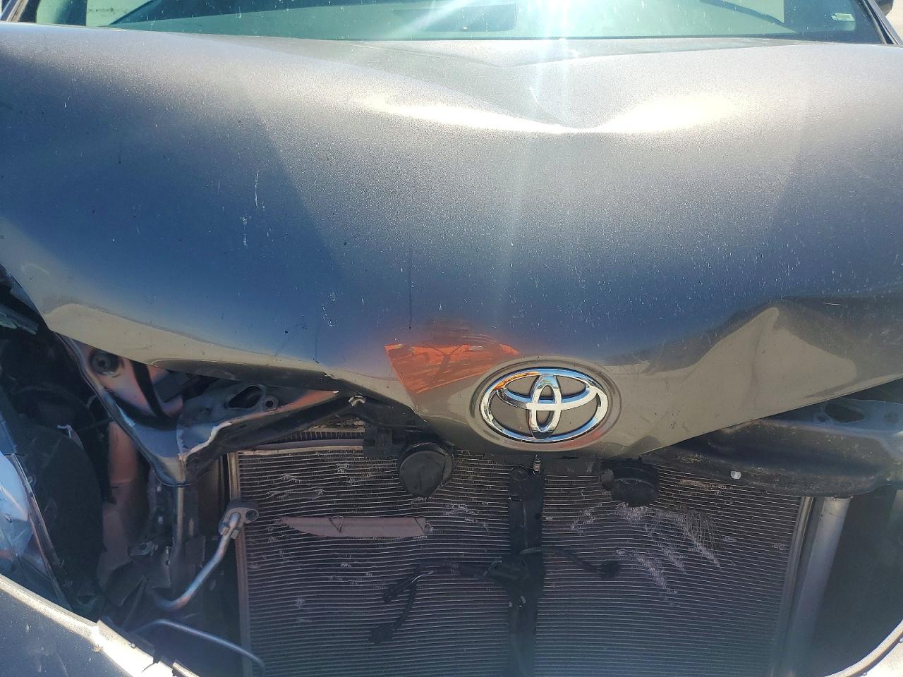 2016 TOYOTA SIENNA LE 8-PASSENGER photo 12