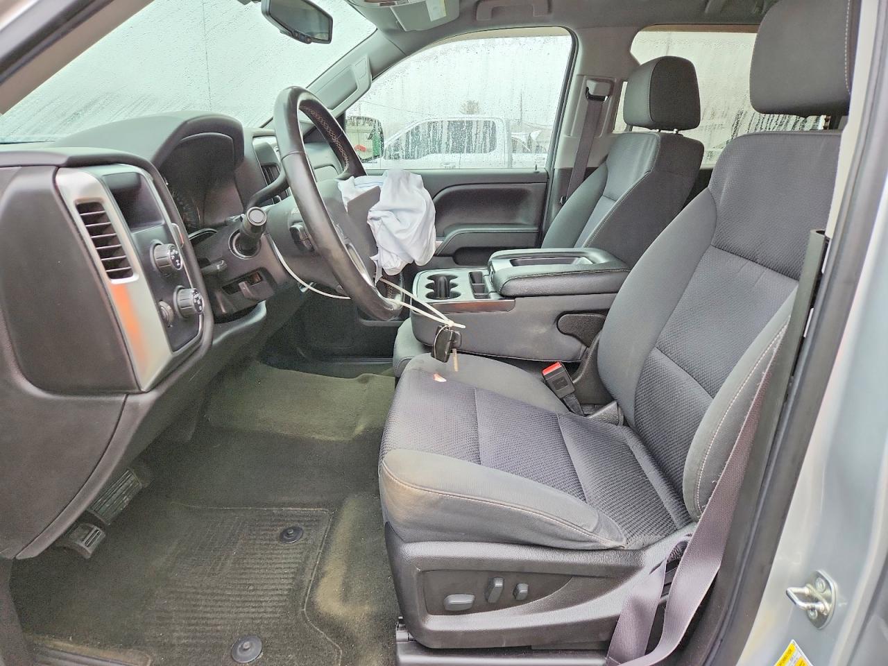 2017 CHEVROLET SILVERADO K1500 LT photo 13