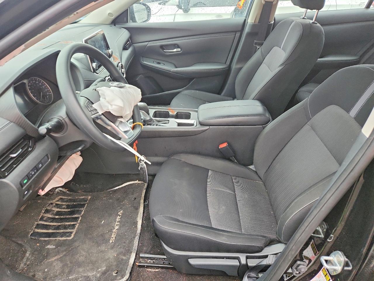 2025 NISSAN SENTRA SV photo 13