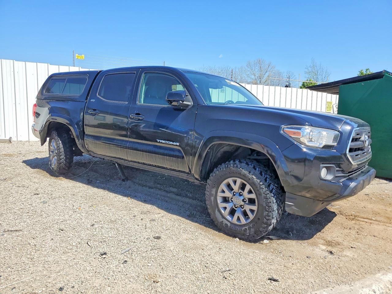 2017 TOYOTA TACOMA SR5 V6 photo 7
