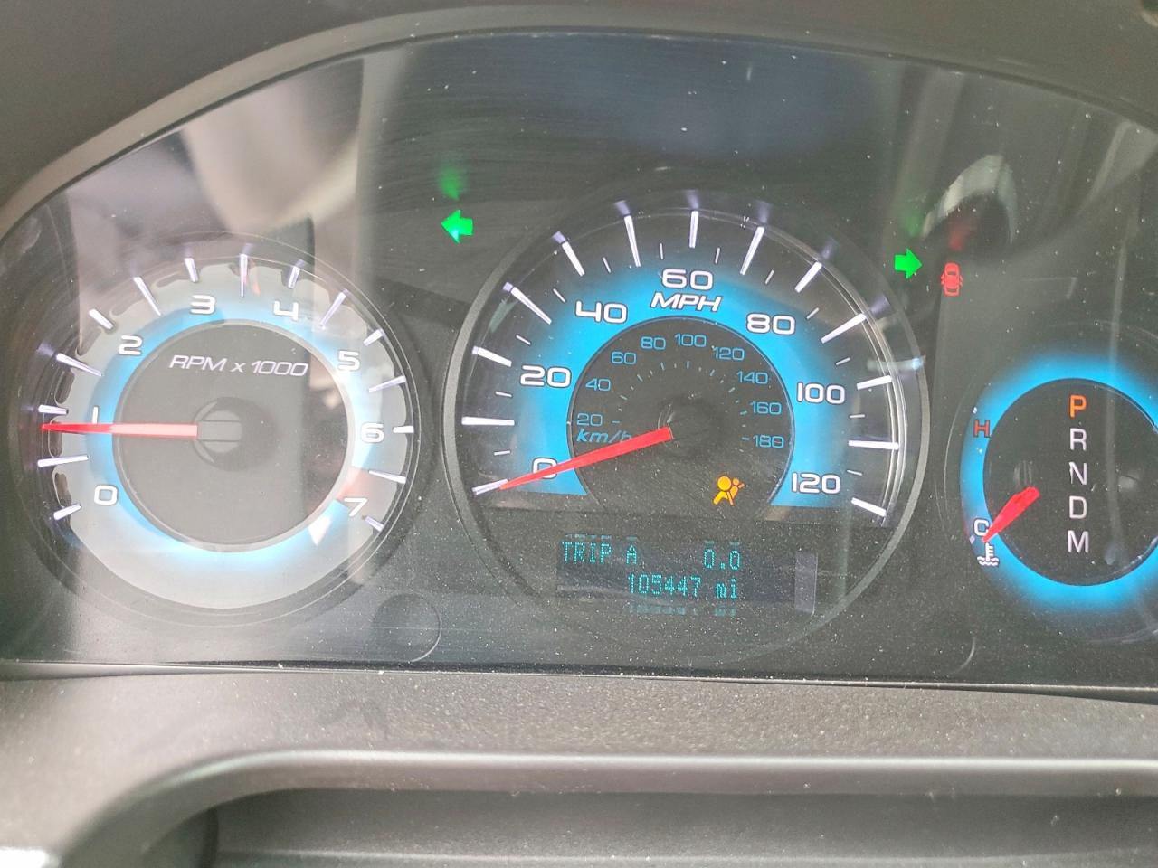 2011 FORD FUSION SE photo 25