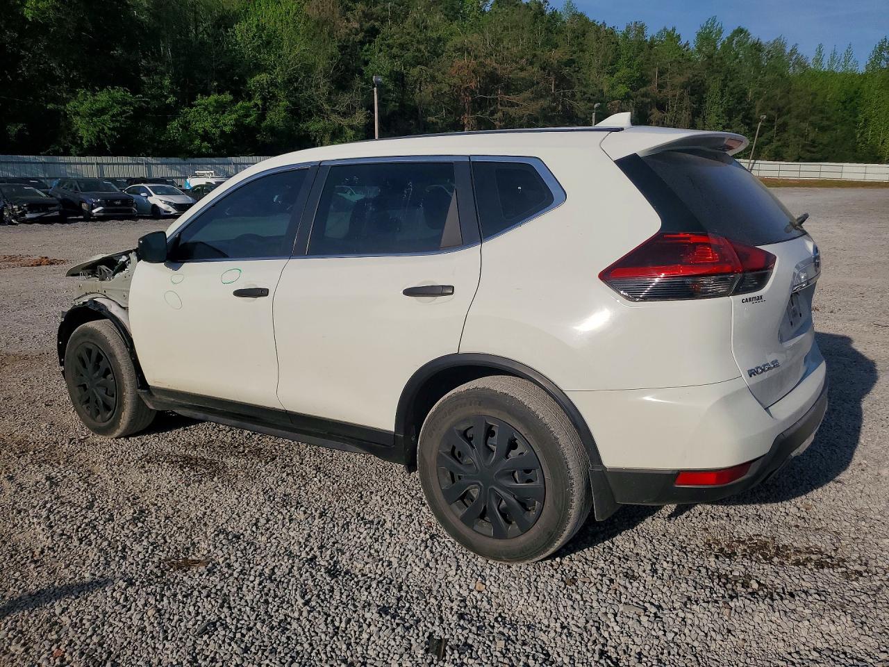 2019 NISSAN ROGUE S photo 4