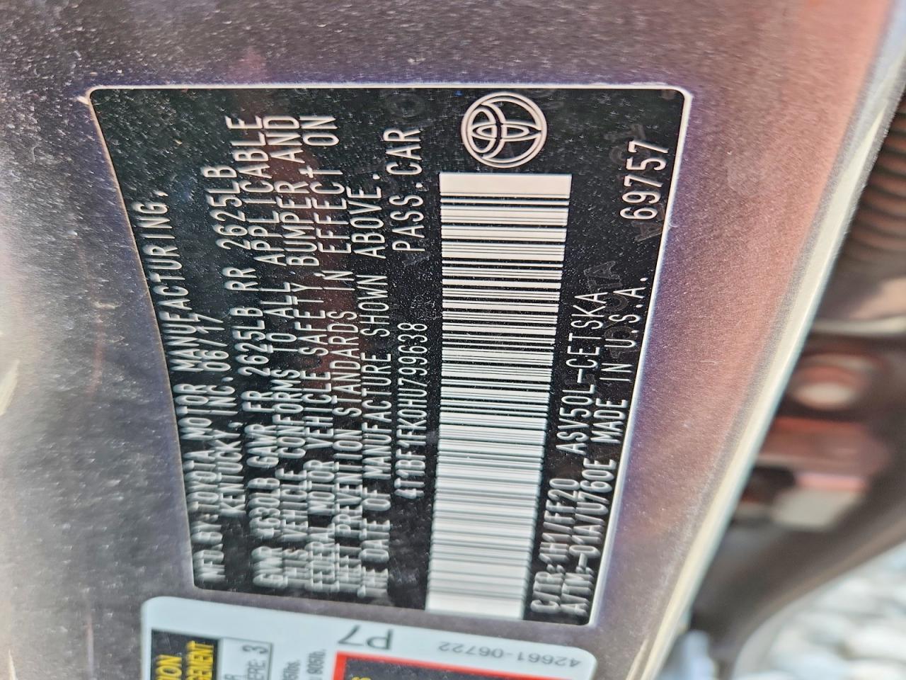 2017 TOYOTA CAMRY SE photo 34