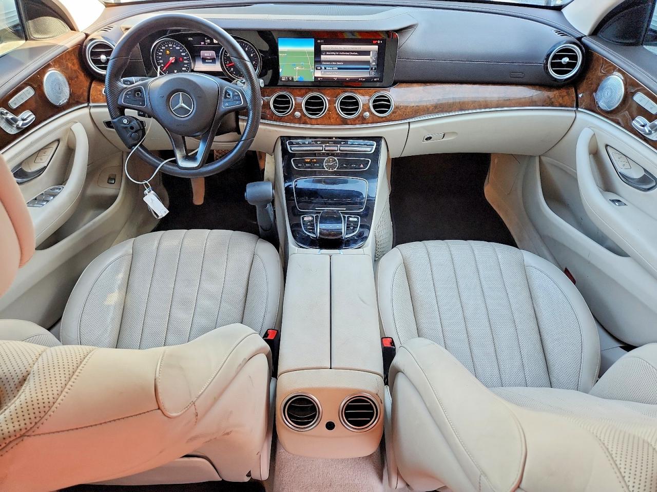 2017 MERCEDES-BENZ E 300 photo 15