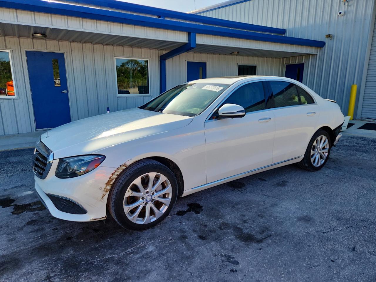 2017 MERCEDES-BENZ E